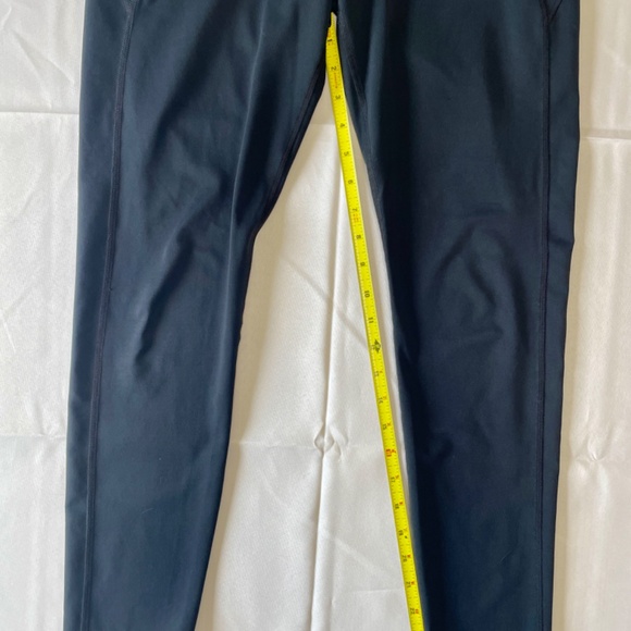 Under Armour Women’s Black Performance Leggings - L - Picture 2 of 5